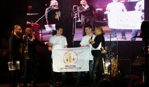 Koncert charytatywny Golec uOrkiestra na 17 Zjeździe Polskiego Towarzystwa Diabetologicznego w Kielcach na rzecz MOJACUKRZYCA.PL - Towarzystwa Pomocy Dzieciom i Młodzieży z Cukrzycą.