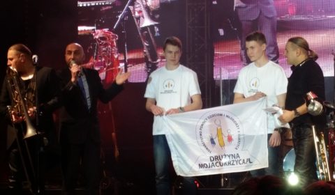 Koncert charytatywny Golec uOrkiestra na 17 Zjeździe Polskiego Towarzystwa Diabetologicznego w Kielcach na rzecz MOJACUKRZYCA.PL - Towarzystwa Pomocy Dzieciom i Młodzieży z Cukrzycą.