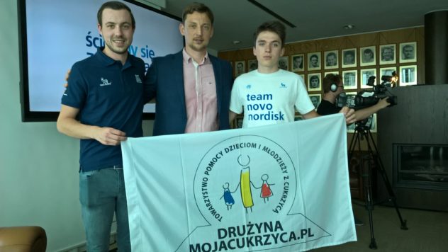 Od lewej Thomas Raeymaekers , Team Novo Nordisk, Michał Jeliński, Przemek Kotulski